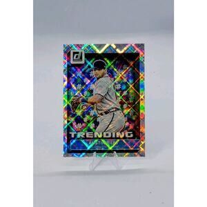 Austin Riley #T-2 Trending Panini Donruss Refractor 2022